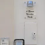 Il Nuovo Vecchio Porto شقة كروتوني